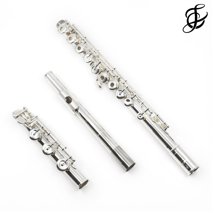 Pearl Quantz Series Flute Model 525RBE  New 