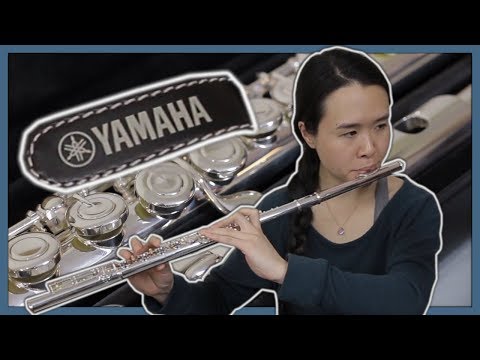 Yamaha Intermediate Flute Model 322  New 