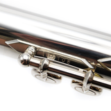 Miyazawa Custom 402 Flute #105108 - Sterling silver tubing, offset G, split E mechanism, C# trill key, D# roller, B footjoint, sterling silver Mancke headjoint with grenadilla lip plate and 14K gold riser