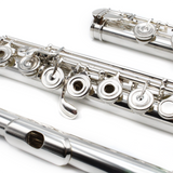 Miyazawa 402 n° 113461 - Tube en argent massif, sol décalé, mécanisme de mi divisé, clé de trille de do dièse, rouleau de ré dièse, patte de si