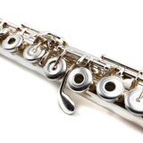 Pearl Flute 665 Vigore #49275 - Offset G, C# Trill Key, D# Roller, B Footjoint, 3K Gold Lip Plate