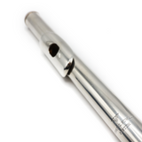 Cabeza Powell n.° 15431: plata de ley, cuerpo de oro de 14 quilates, alas de plata, corte filarmónico
