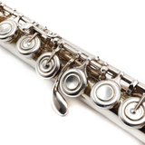 Yamaha 422 Flute #067913 - Sterling Silver Tubing, Offset G, C Footjoint, Closed Hole Keys