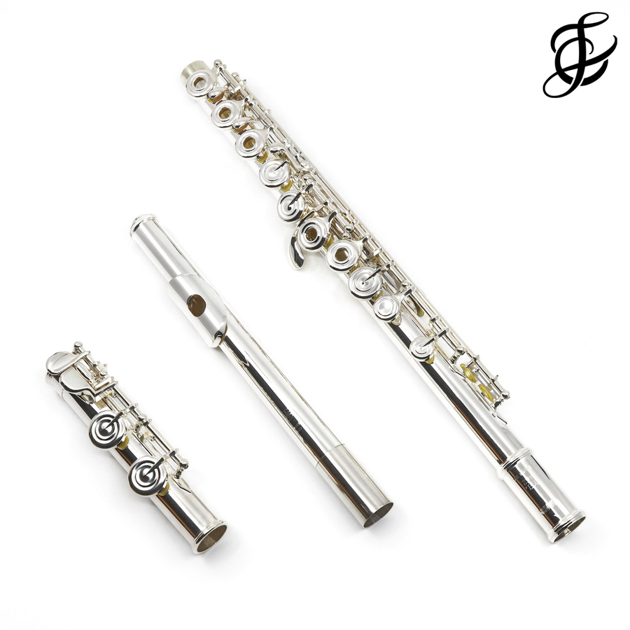 Yamaha Intermediate Flute Model 462  New 