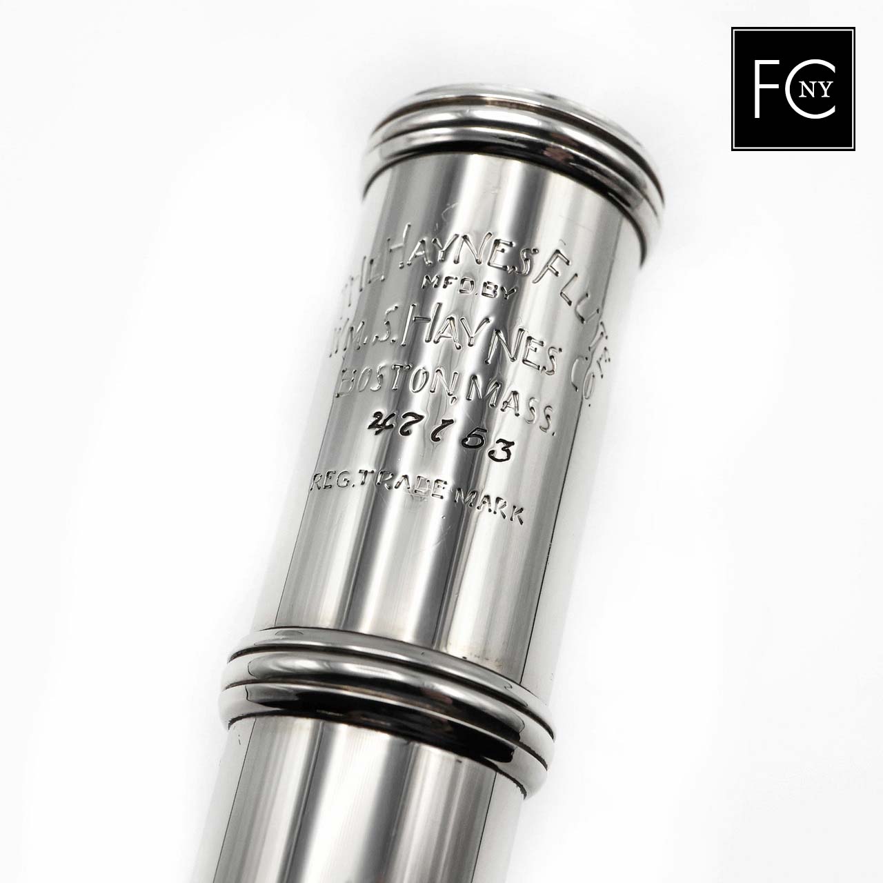 https://flutecenter.com/cdn/shop/products/haynes_47153_2_3000x.jpg?v=1670864219
