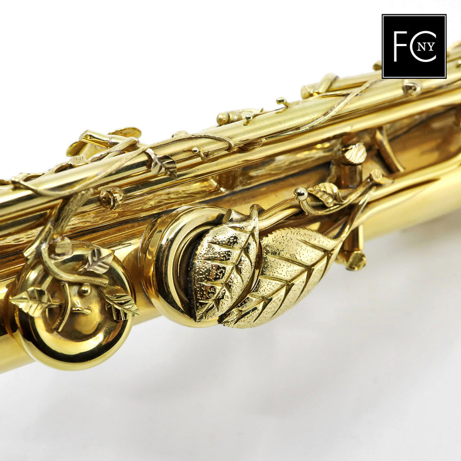John Lunn "The Dryad's Touch" - 18K green gold flute, specialty engraving, offset G, D/B footjoint